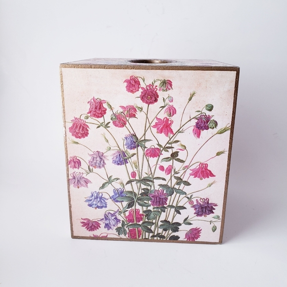 Maye-Kelley Other - Vintage Floral Tissue Box Cover